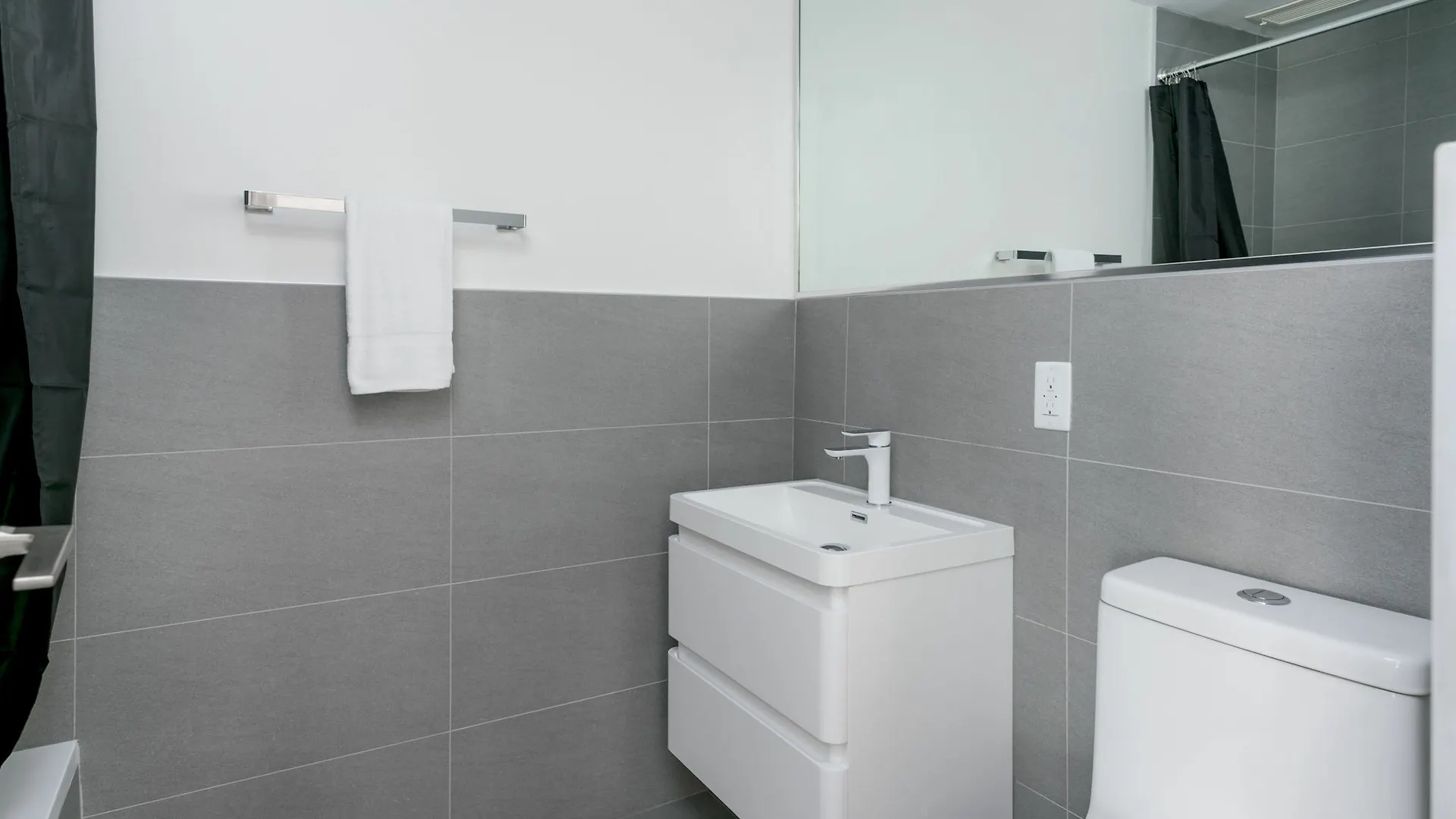 Central 3Br In Downtown Mtl By Sonder Montreal Apartament